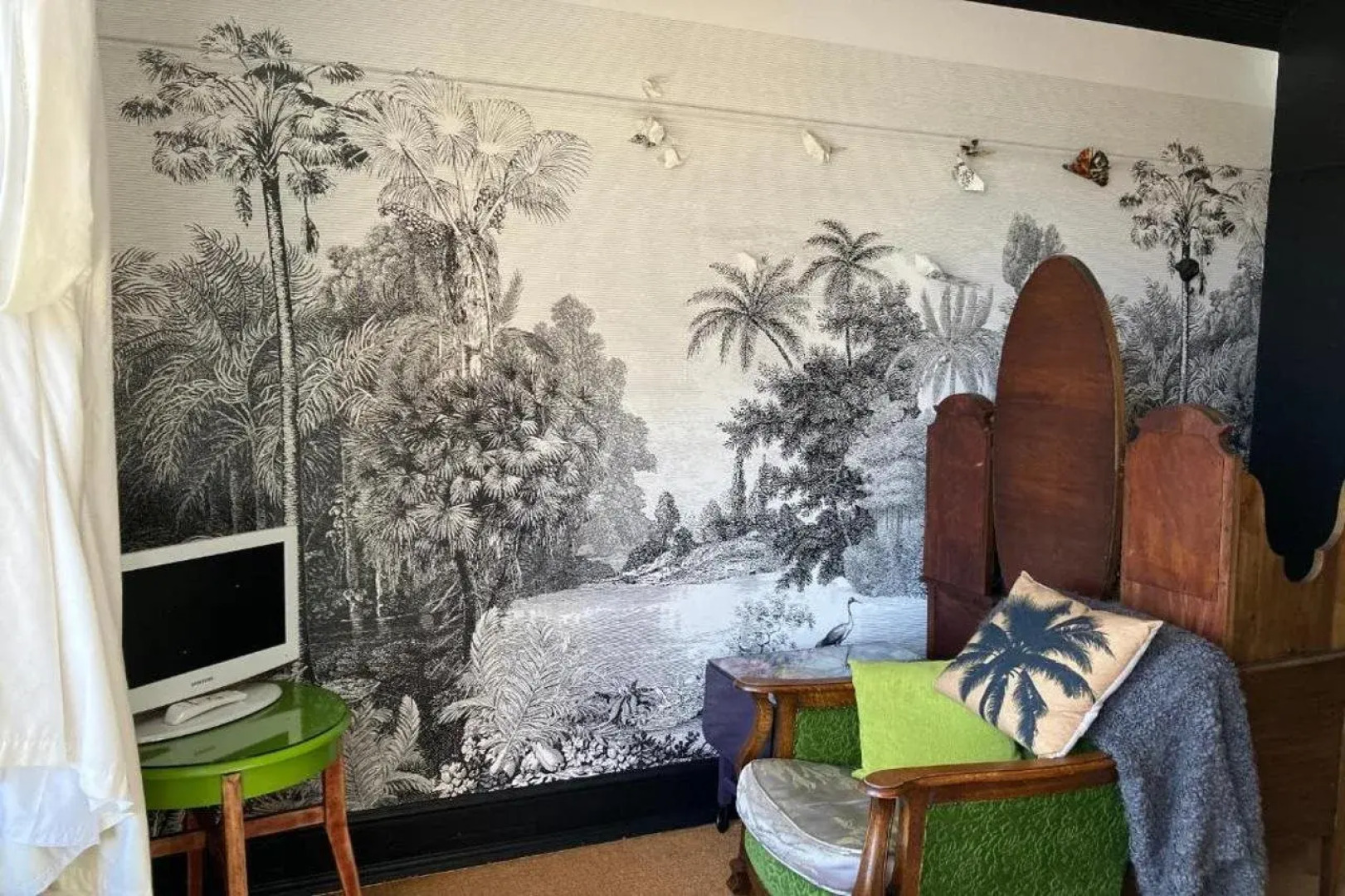 OYO Cornerstone Manor Hotel