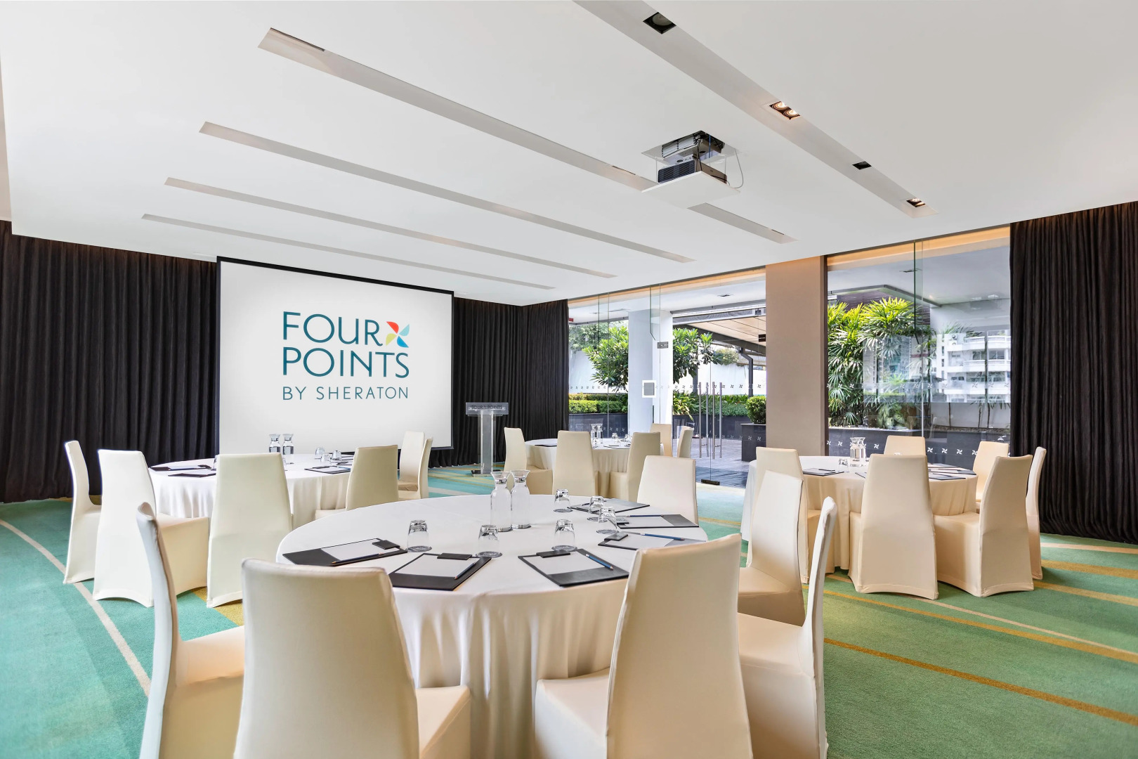 Four Points by Sheraton Bangkok, Sukhumvit 15