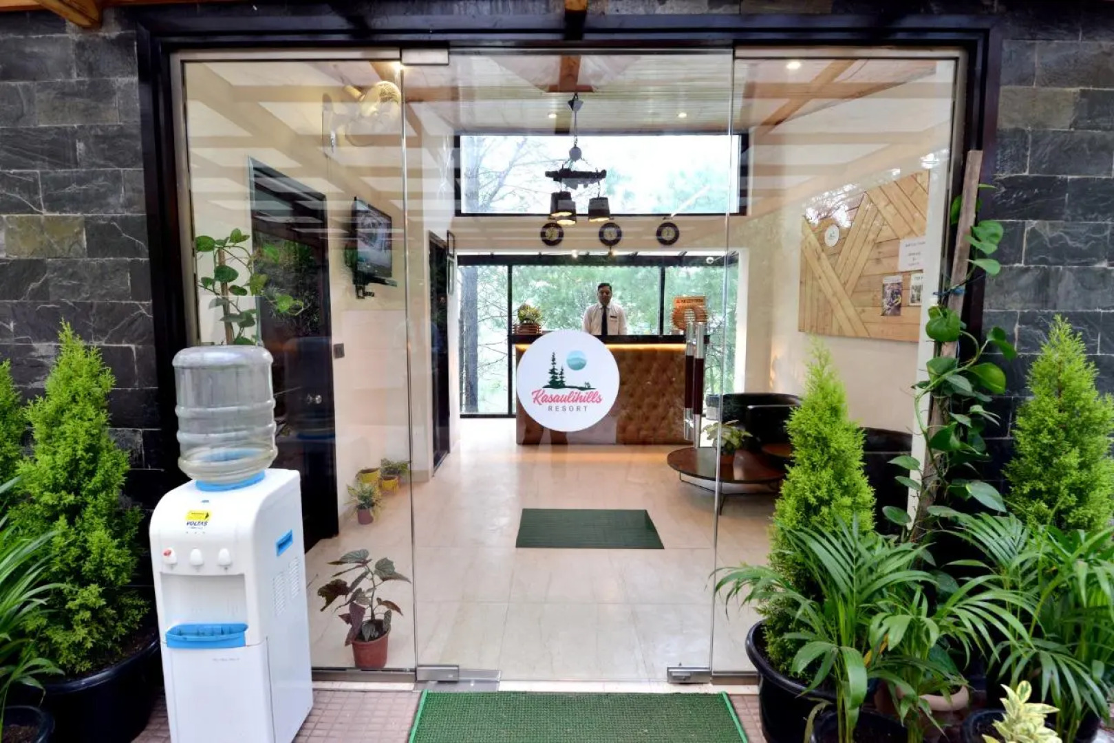 Kasauli Hills Resort