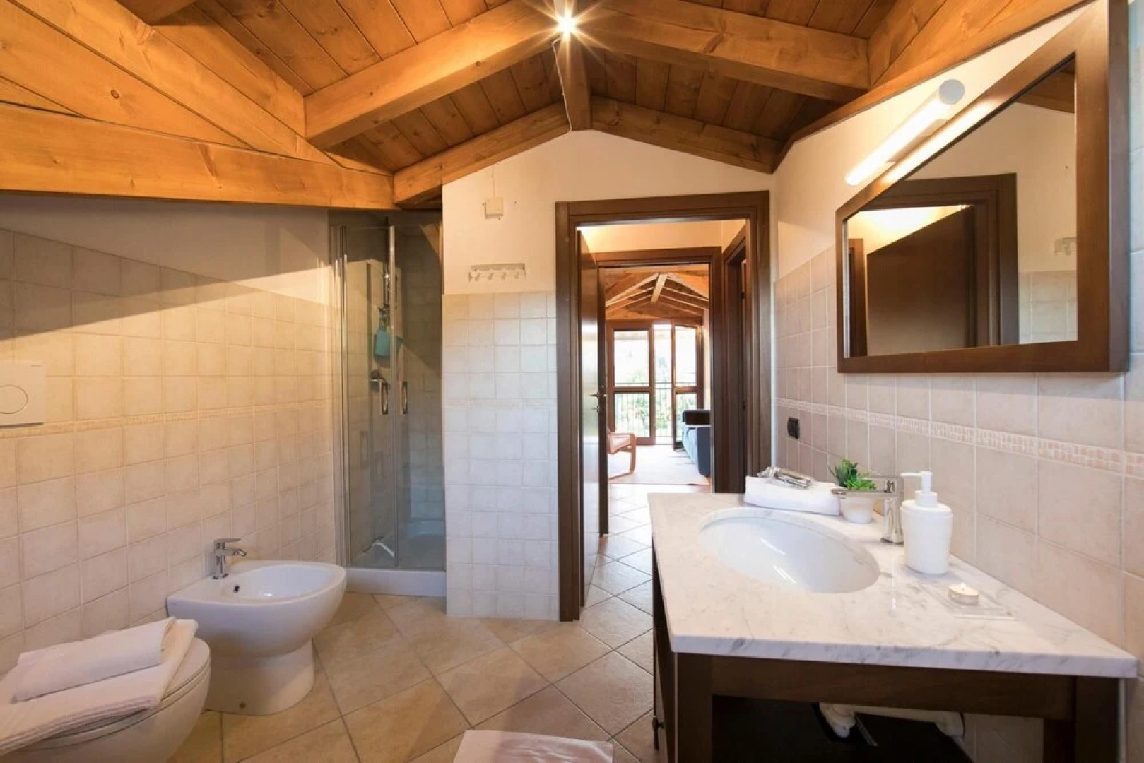 Amazing Gaia Le Palme Pool Lake View