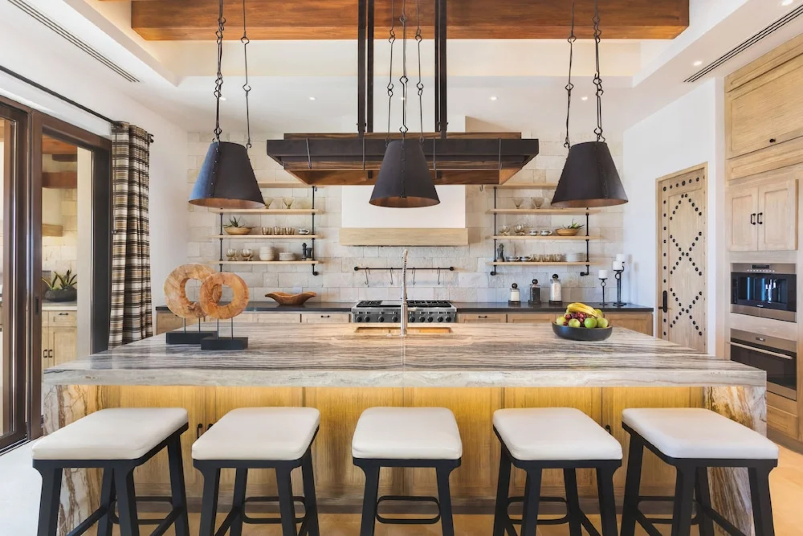 Norman Estate 18 - 3 BR Ocean Front