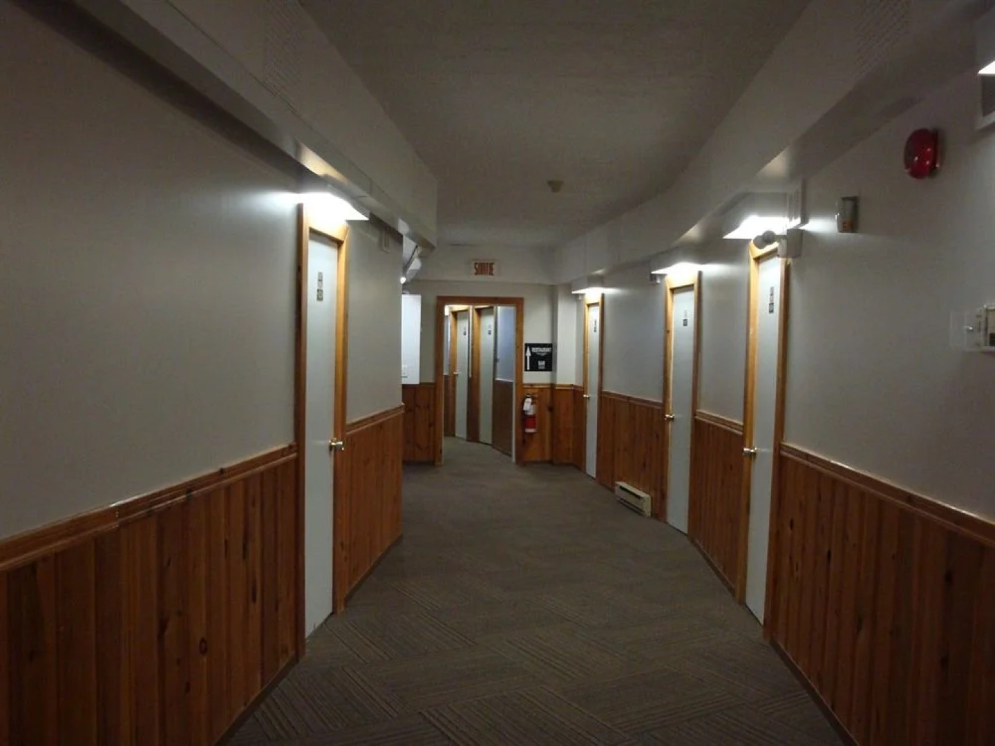 Hï¿½tel-Motel Le Beach