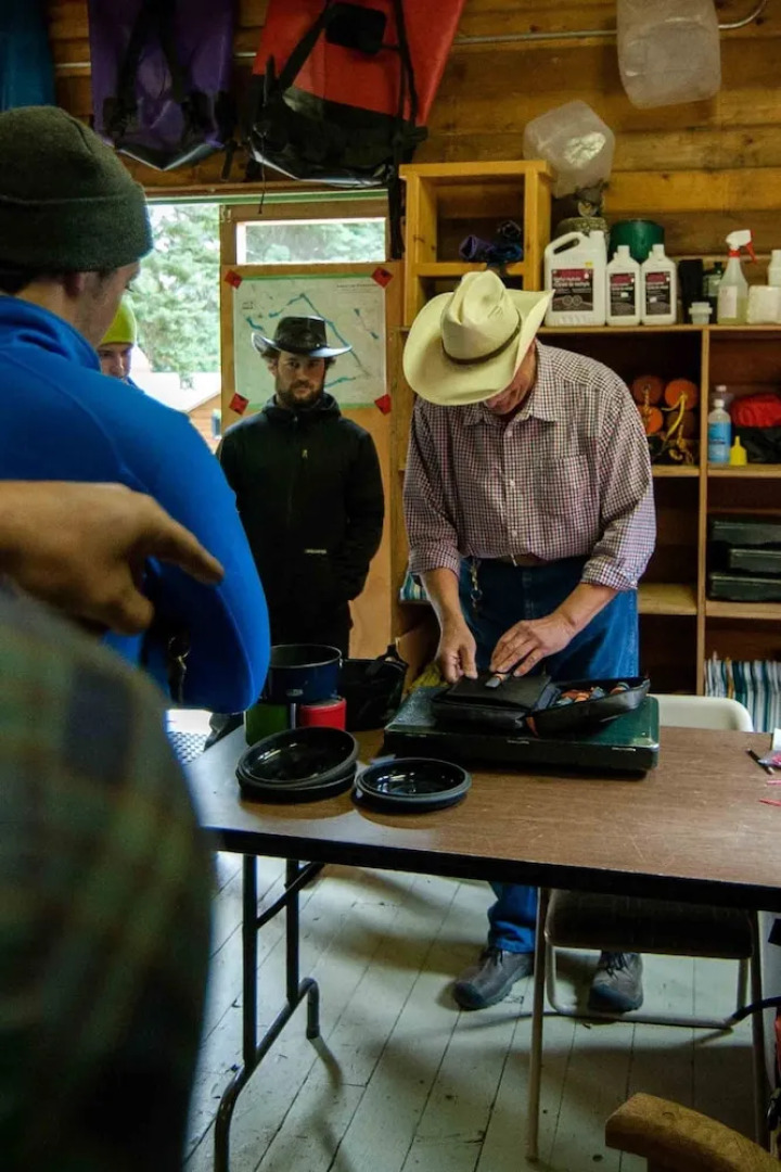 Becker's Lodge Bowron Lake Adventures Resort
