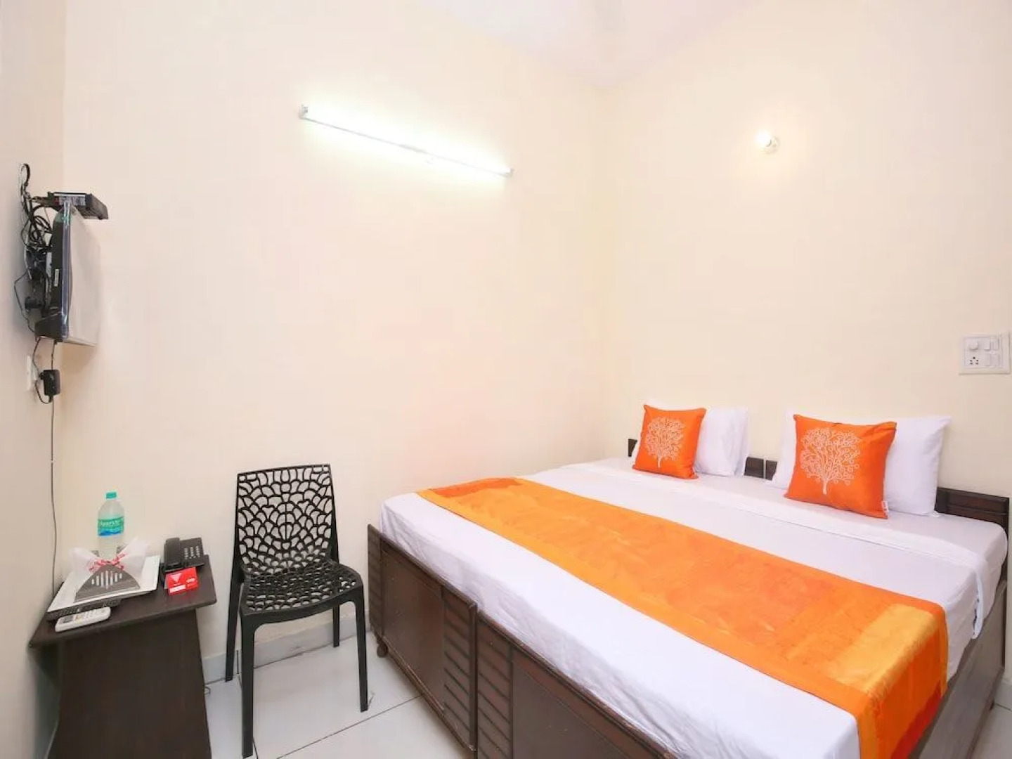 OYO 13007 Humble Residency