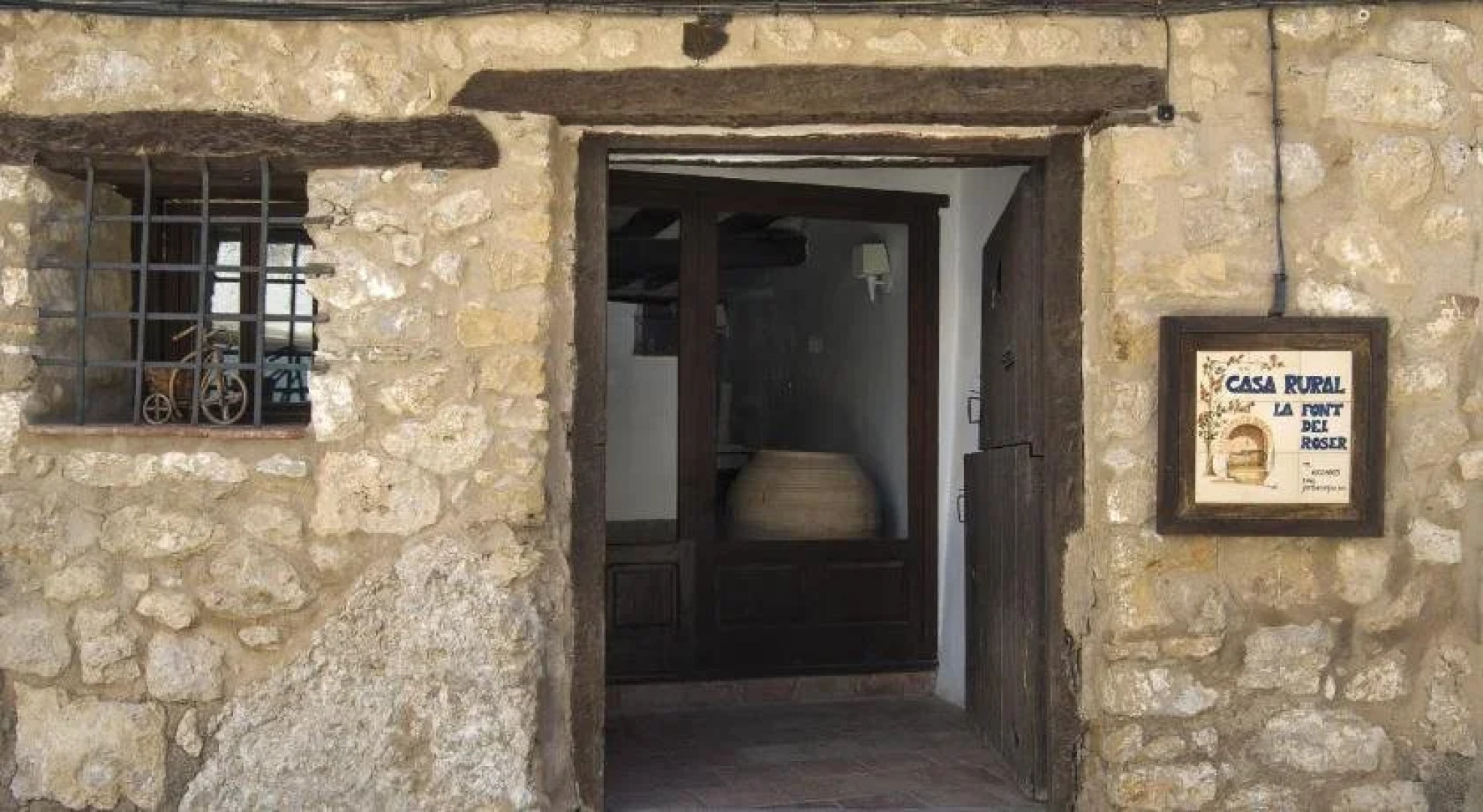 Alojamiento Rural Font del Roser