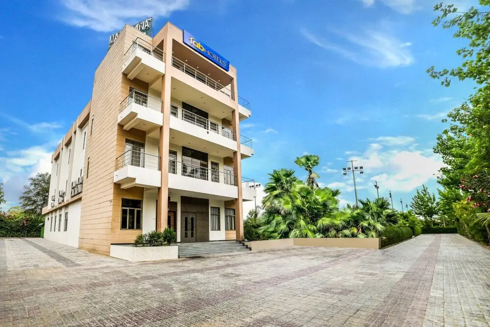 FabHotel Maharana Green Resort