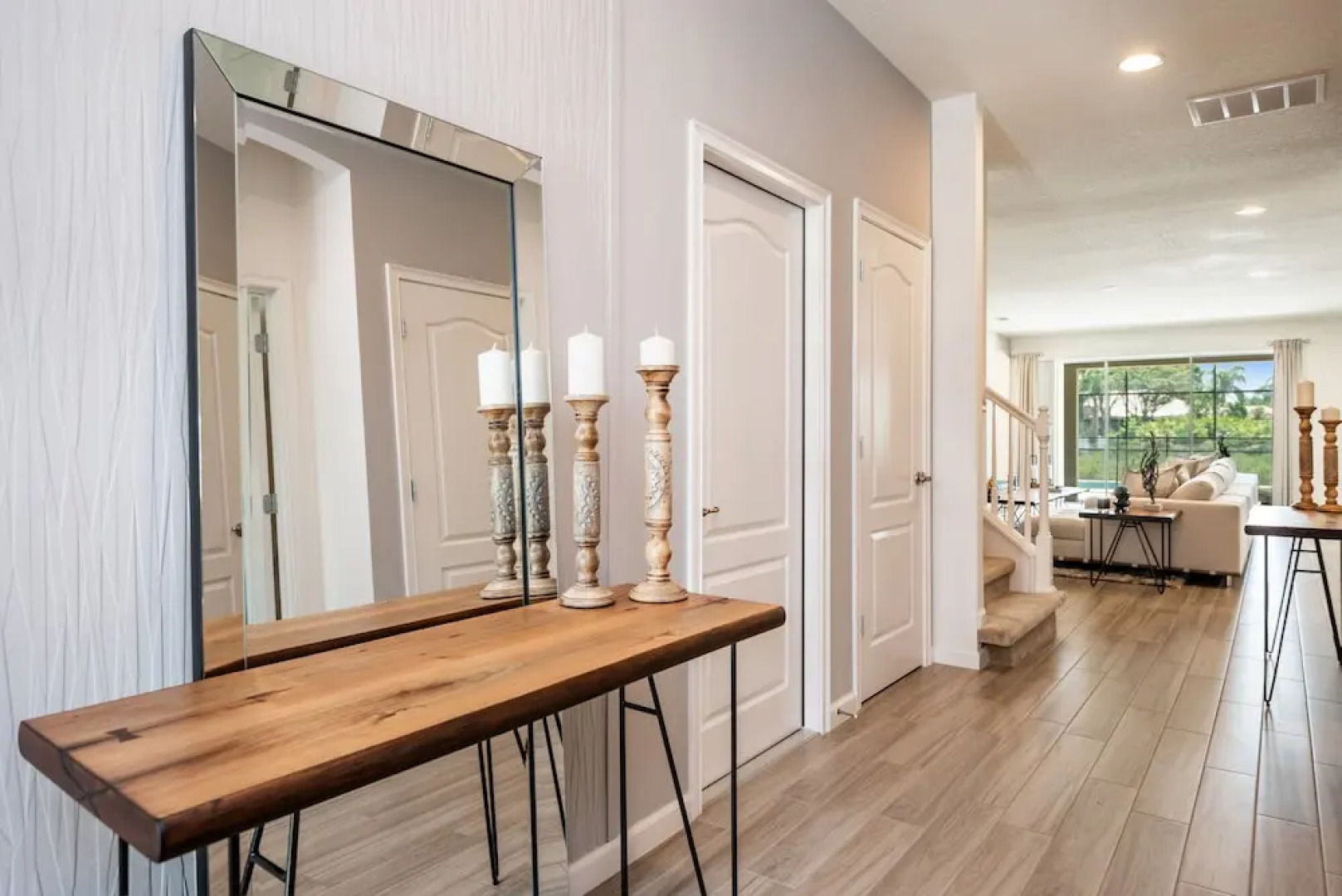 Solterra - 5212 Oakbourne Avenue