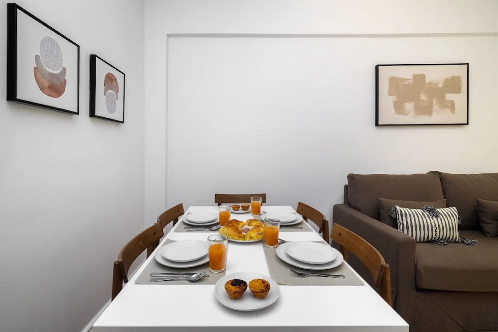 Peaceful Algés Family Home