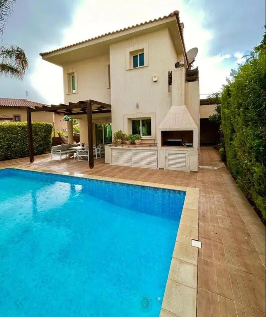 El Soleo Luxury Villa