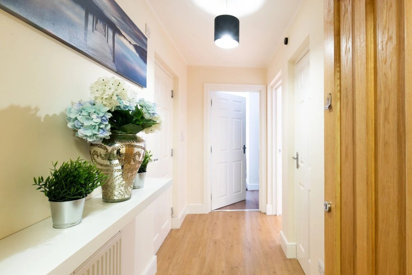 Velvet 1-bedroom Apartment With Balcony, Hoddesdon