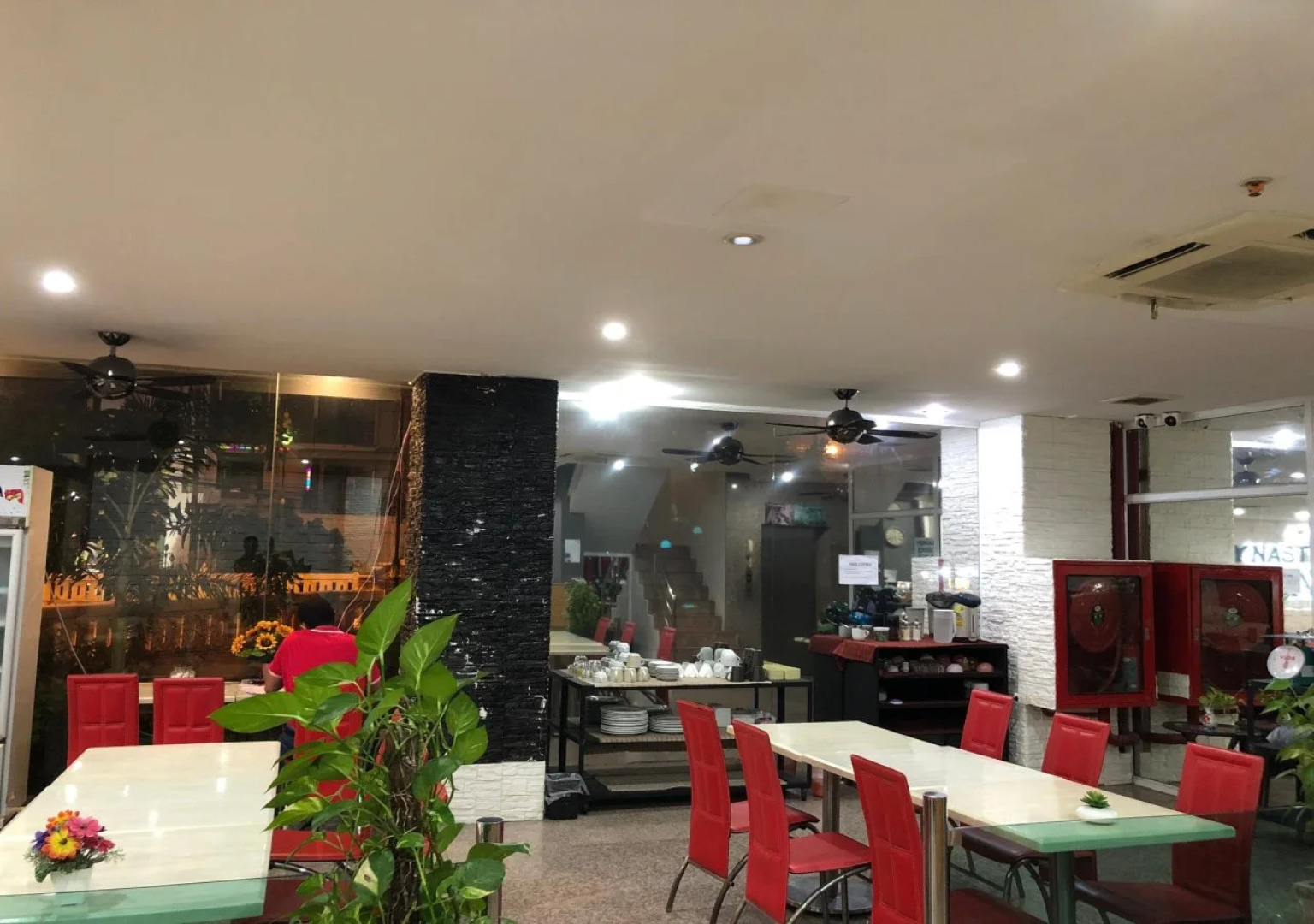 OYO 861 Patong Dynasty Hotel