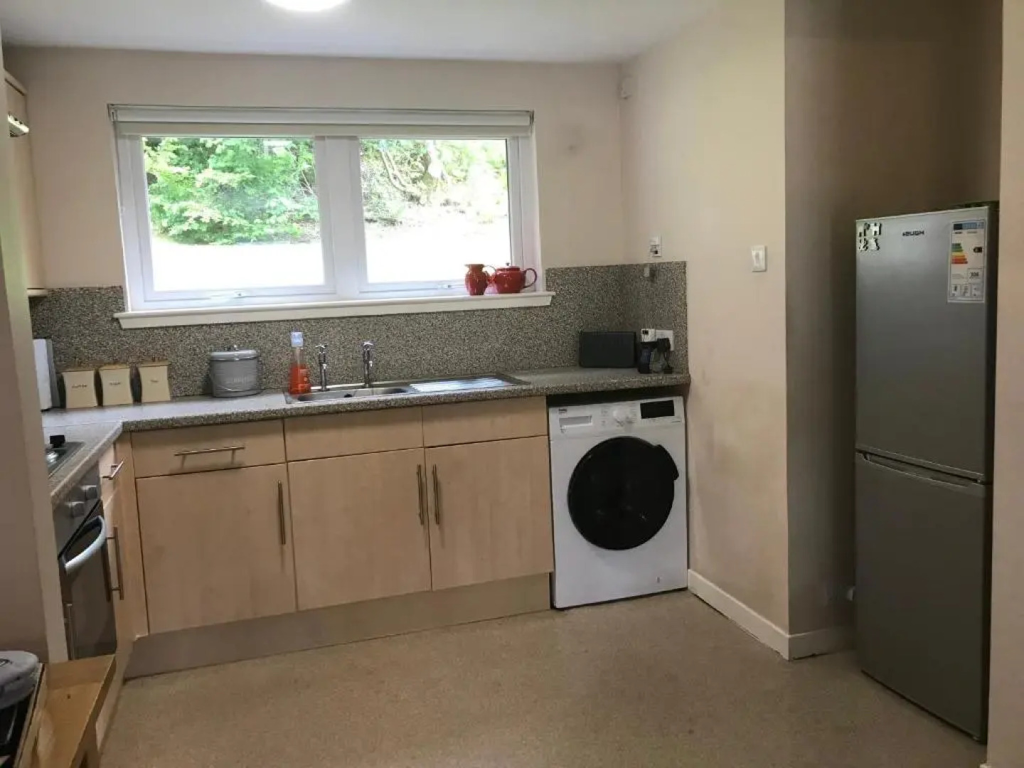 Borrodale, one bedroom apartment with balcony and loch view.