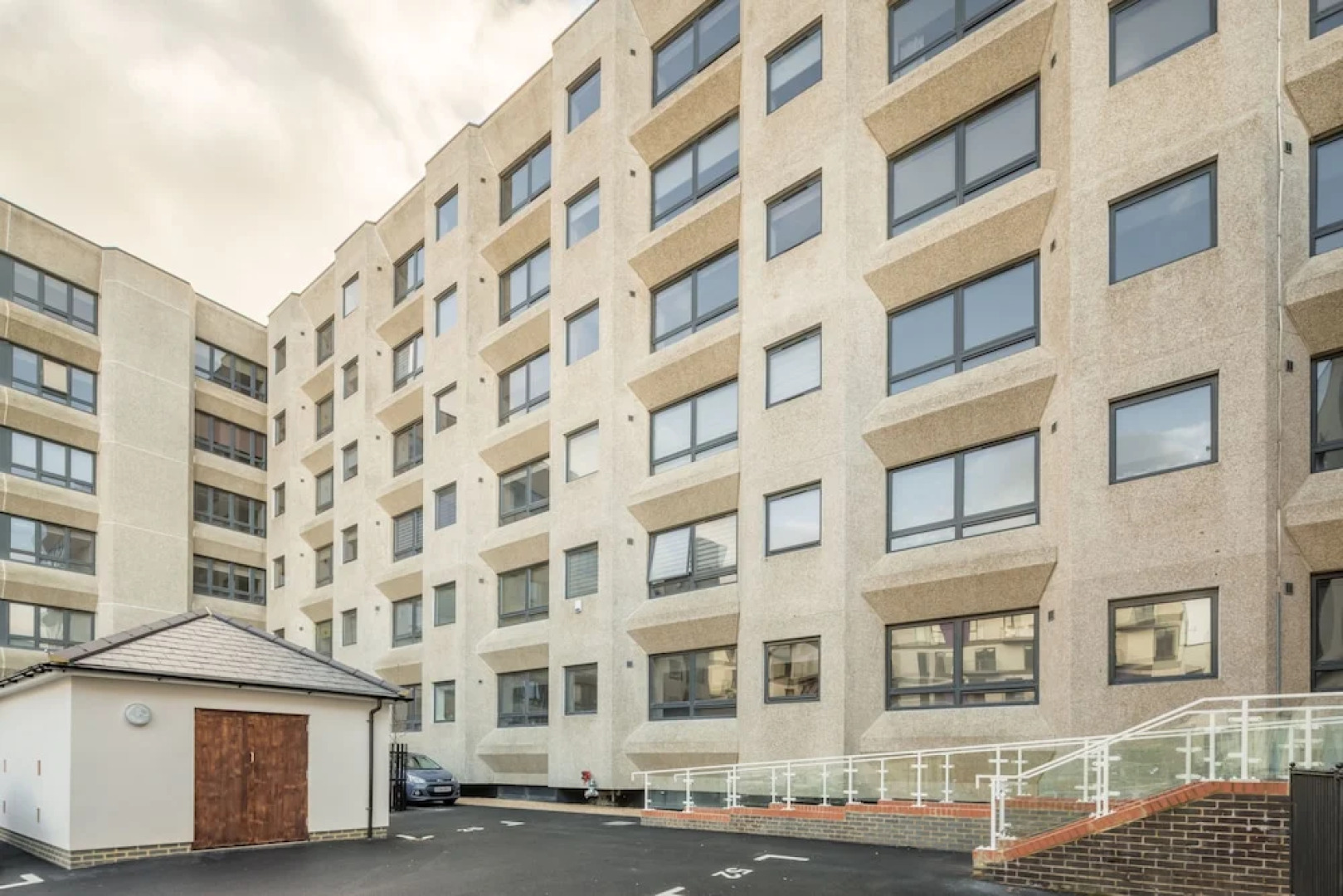 Skyline Luxury Apartments