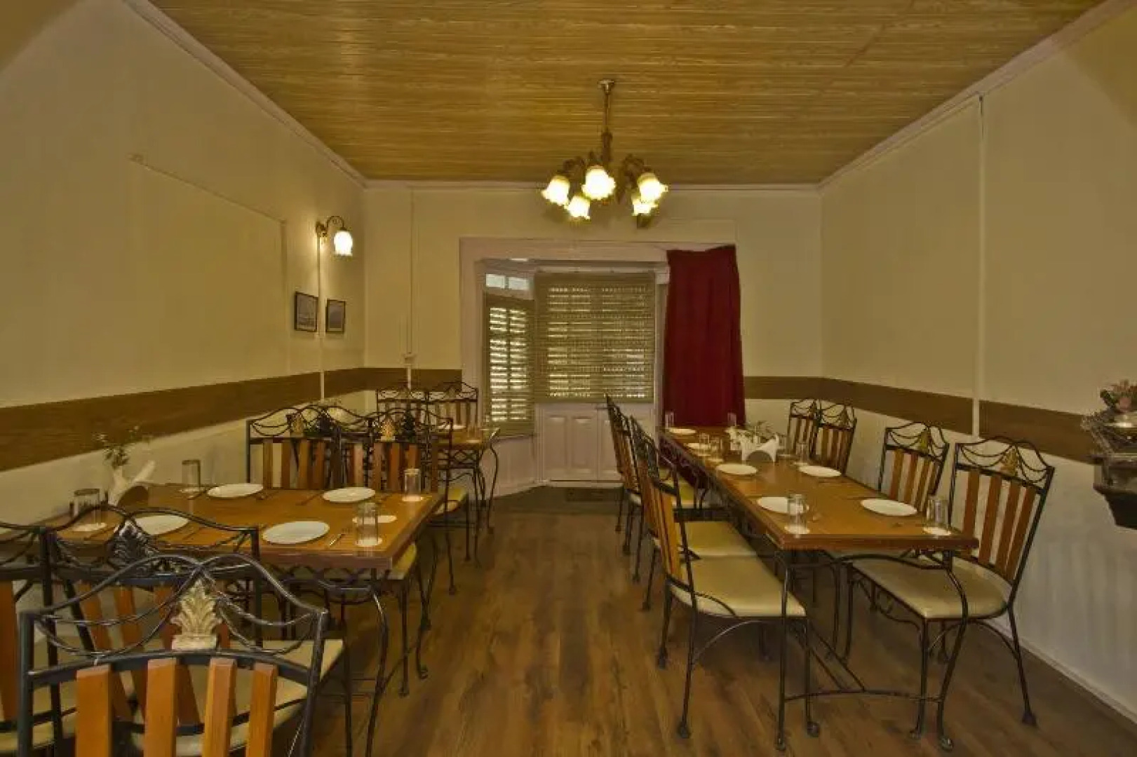 Treebo Trend The Alpine Heritage Residency