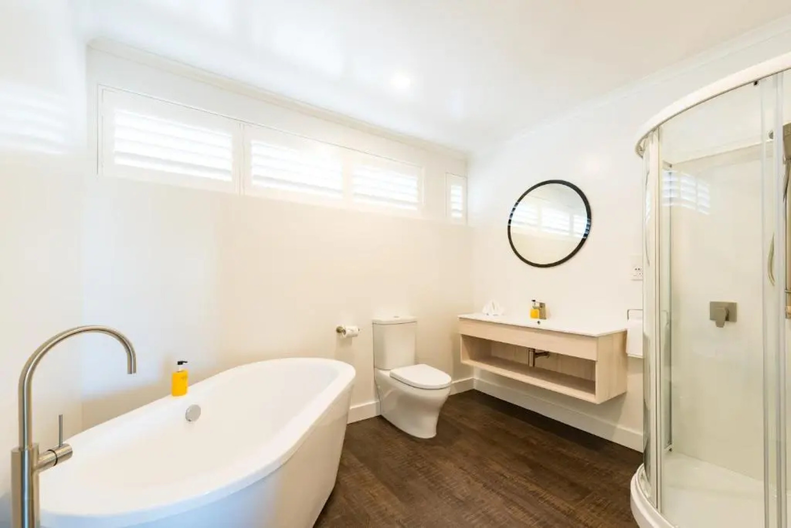 Suncourt Hotel & Conference Centre