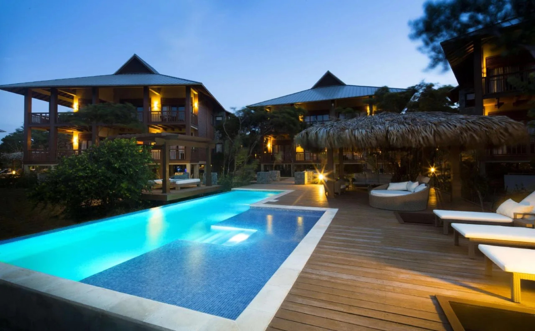 Indura Beach & Golf Resort, Curio Collection by Hilton