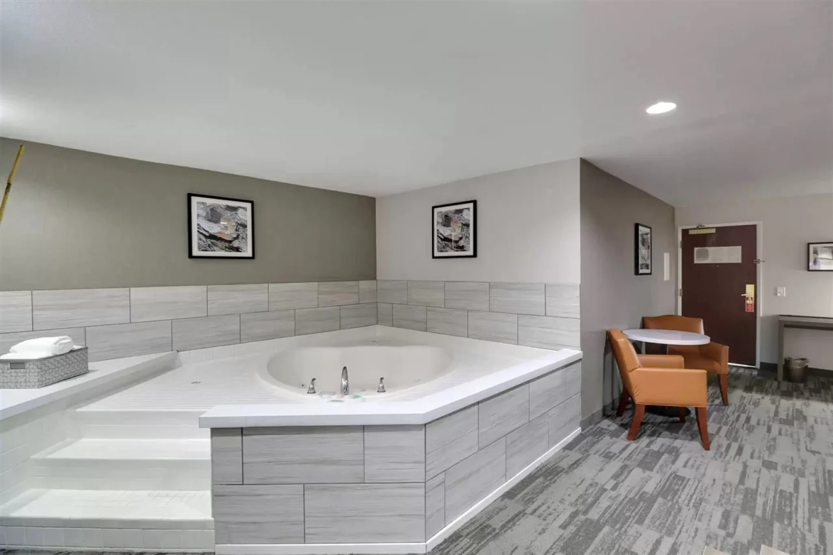 Courtyard by Marriott Modesto