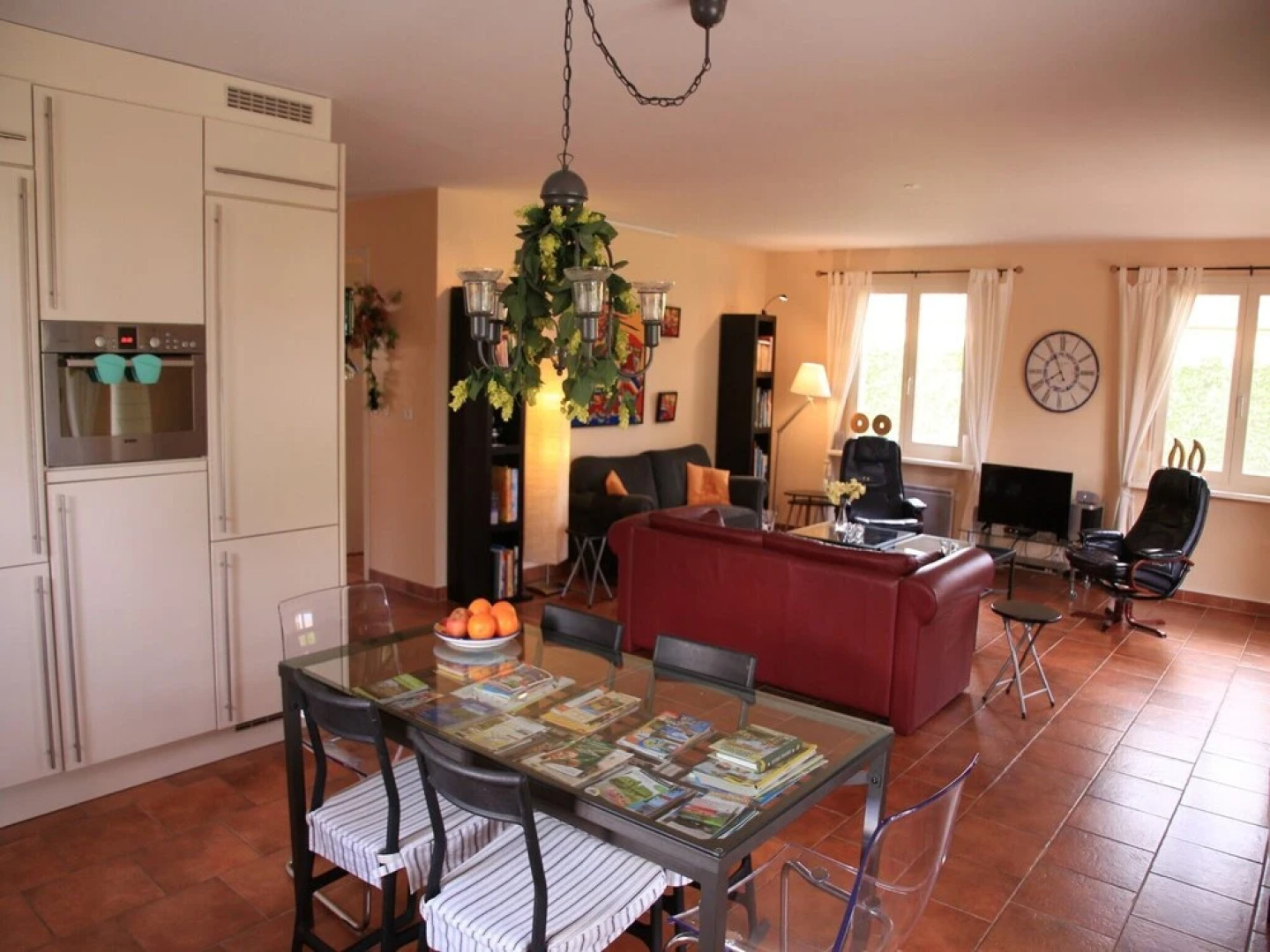 Spaciosu Holiday Home in Sadillac with Swimming Pool