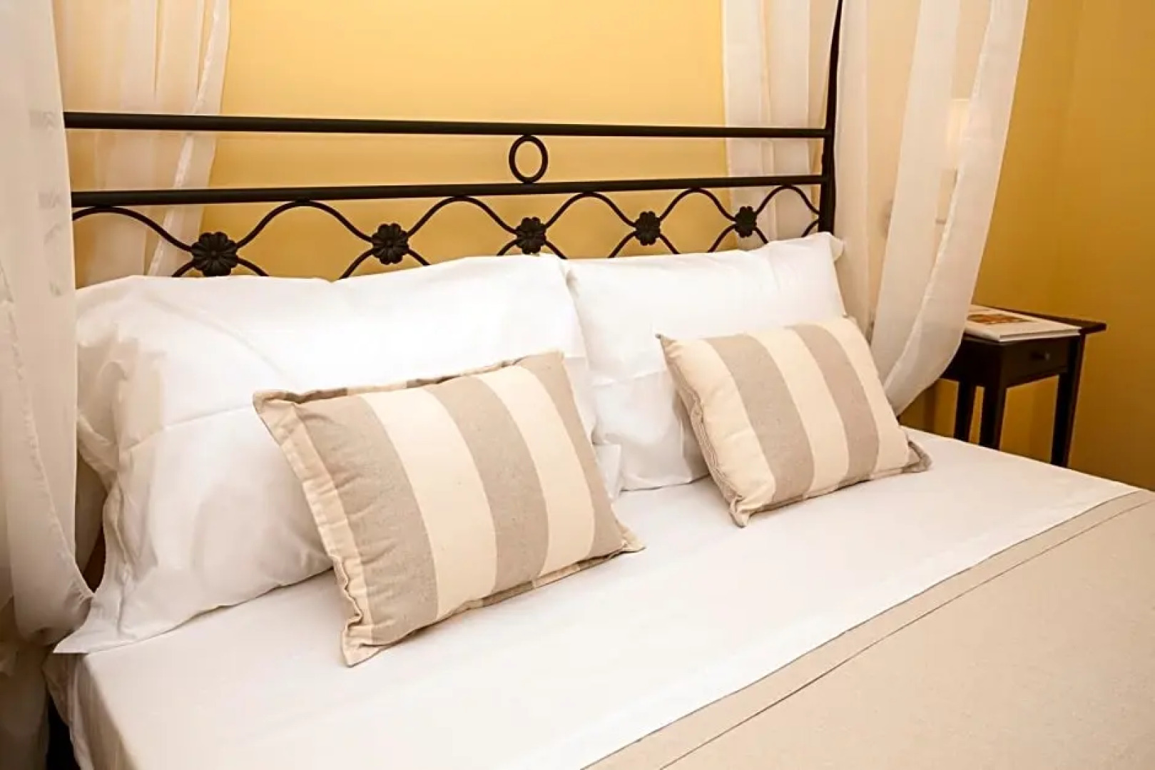 La Tuia E Il Tasso Bed  Breakfast