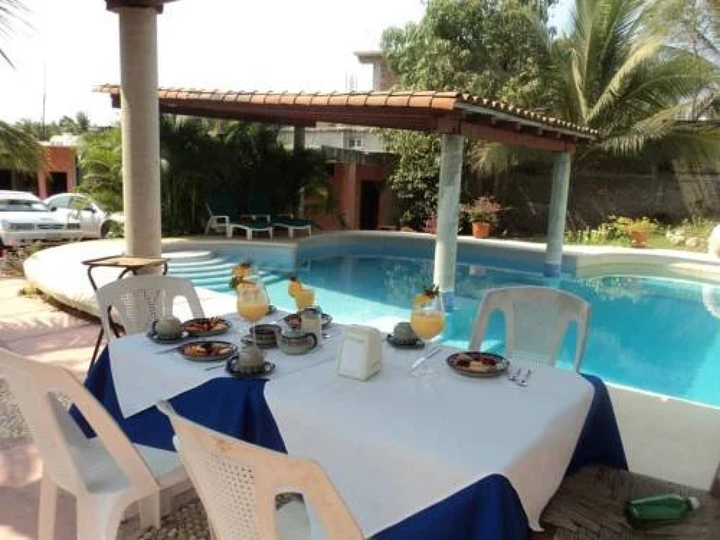 Paradise Lagoon Hotel