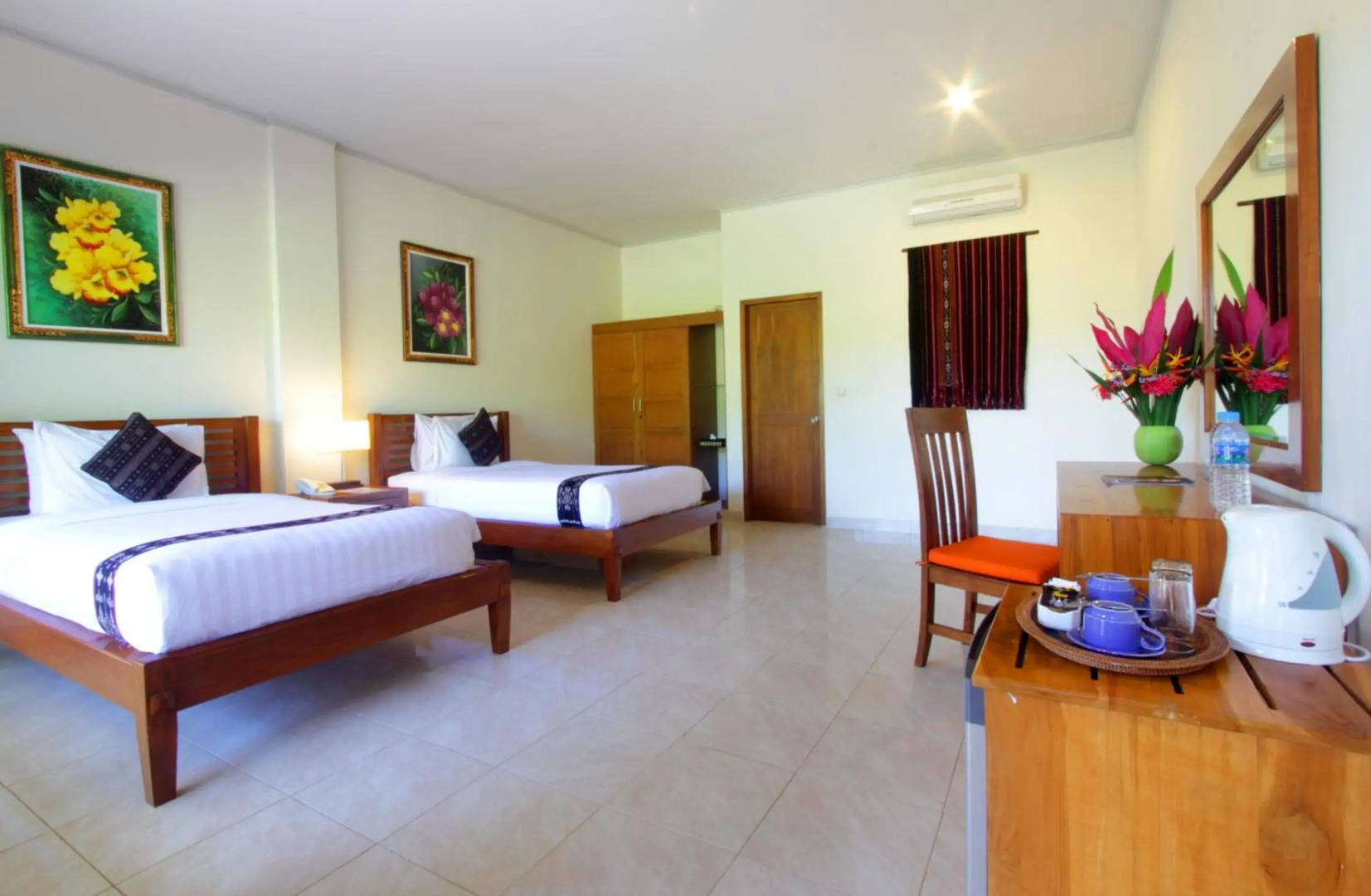 Puri Sari Beach Hotel