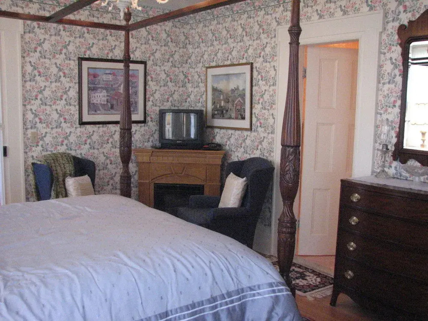 The Bykenhulle House