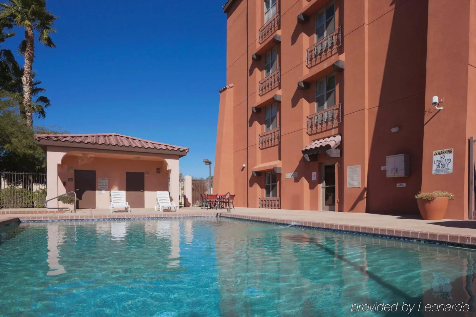 Comfort Inn & Suites Tempe Phoenix Sky Harbor Airport