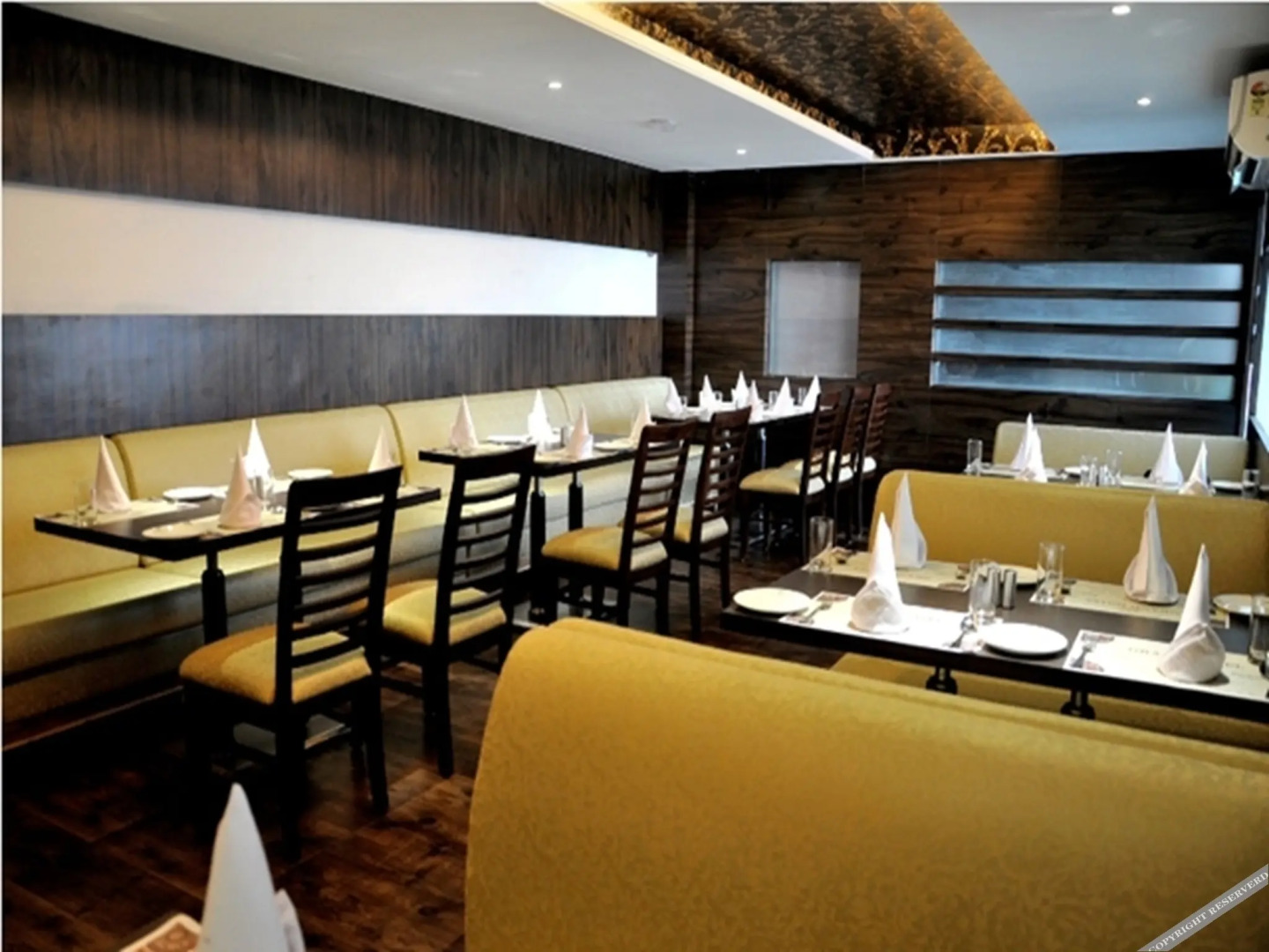 Lumbinis Grand Hotel