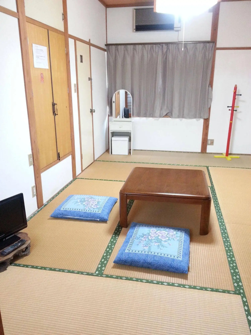 Guest House Nakamura House