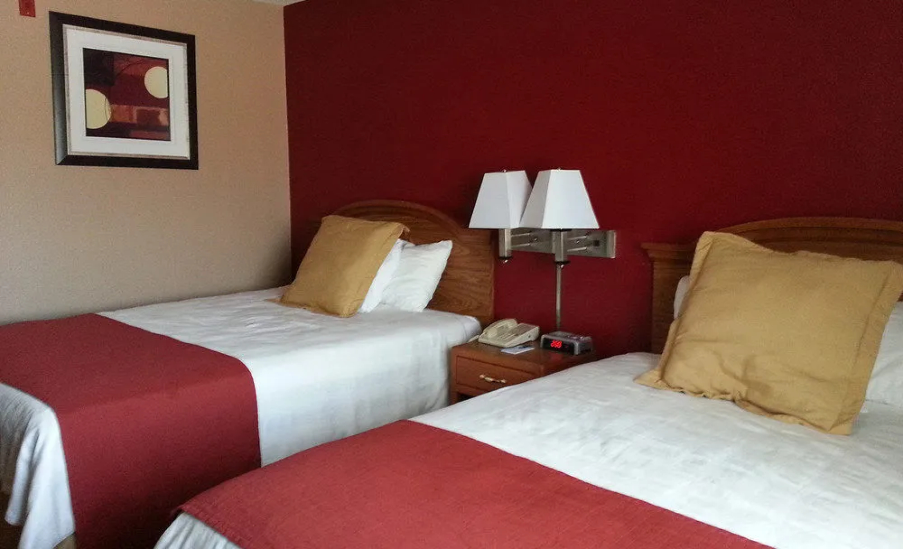 AmericInn Coralville
