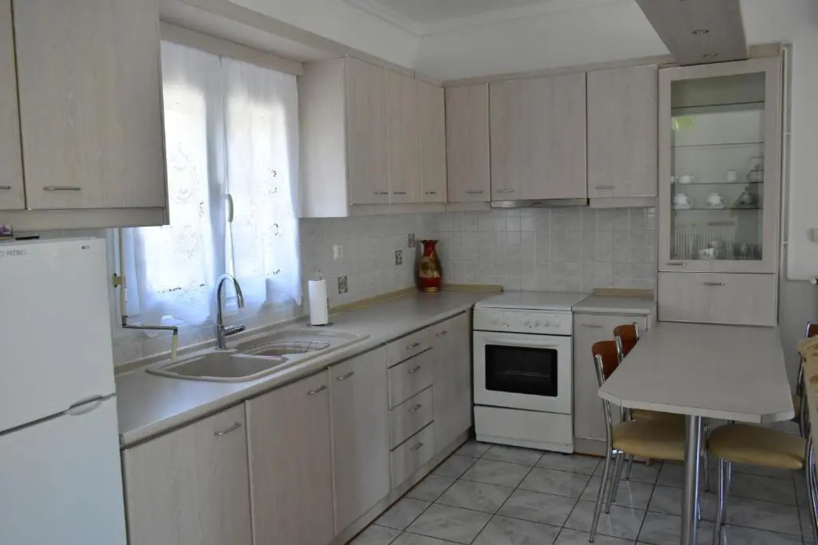 White Clam Vintage House with sea view & garden