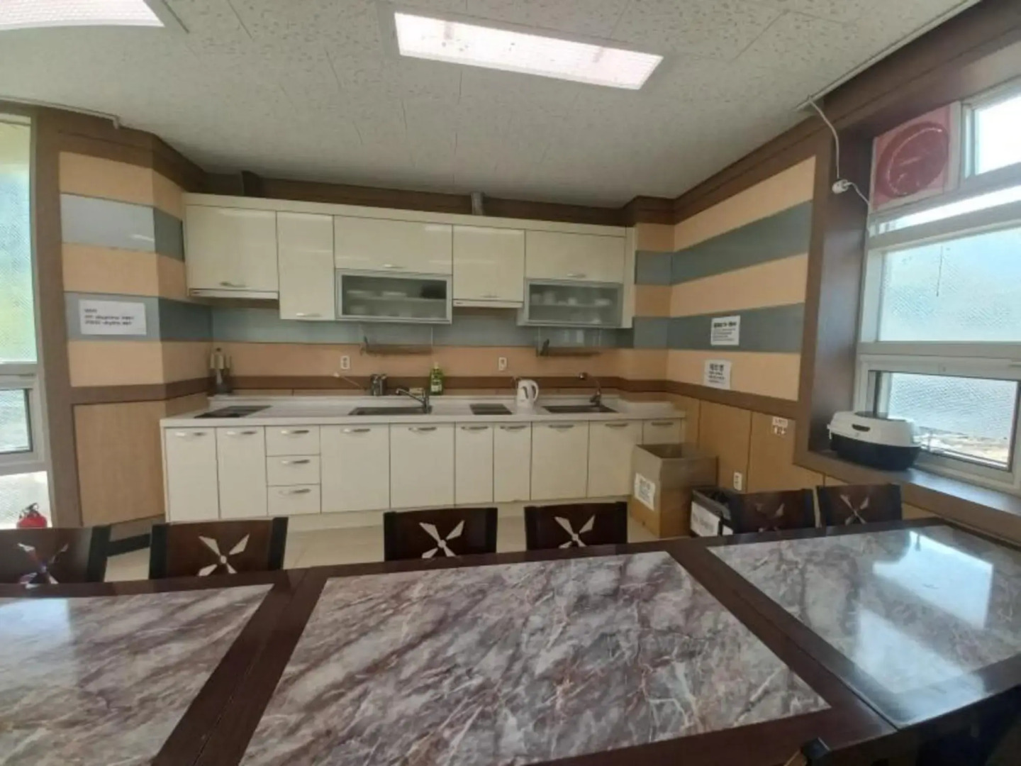 Danyang Three Nests Stay Pension