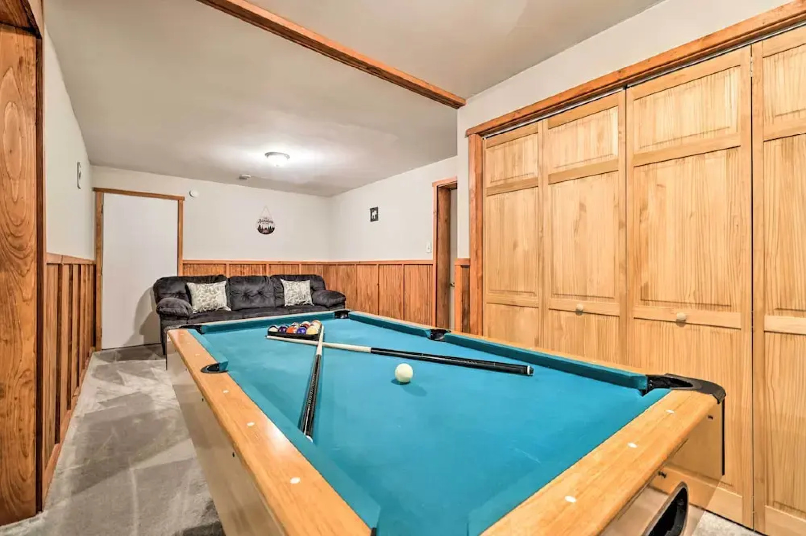'resting Bear Chalet' w/ Community Amenities!