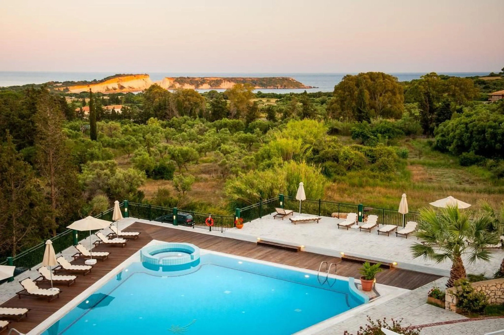 Gerakas Belvedere Hotel & Spa