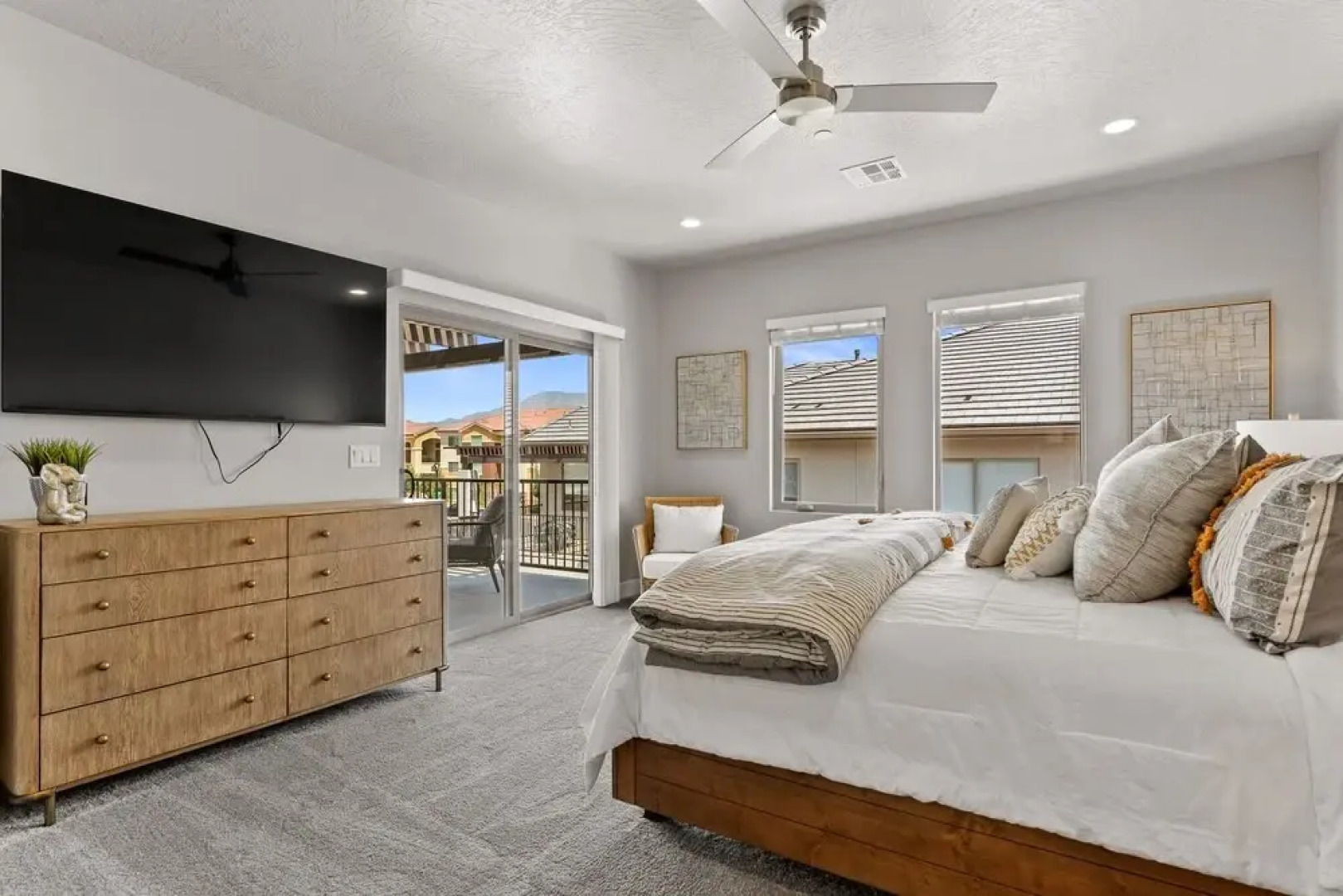 Winner, Winner! 13 Bedroom Home