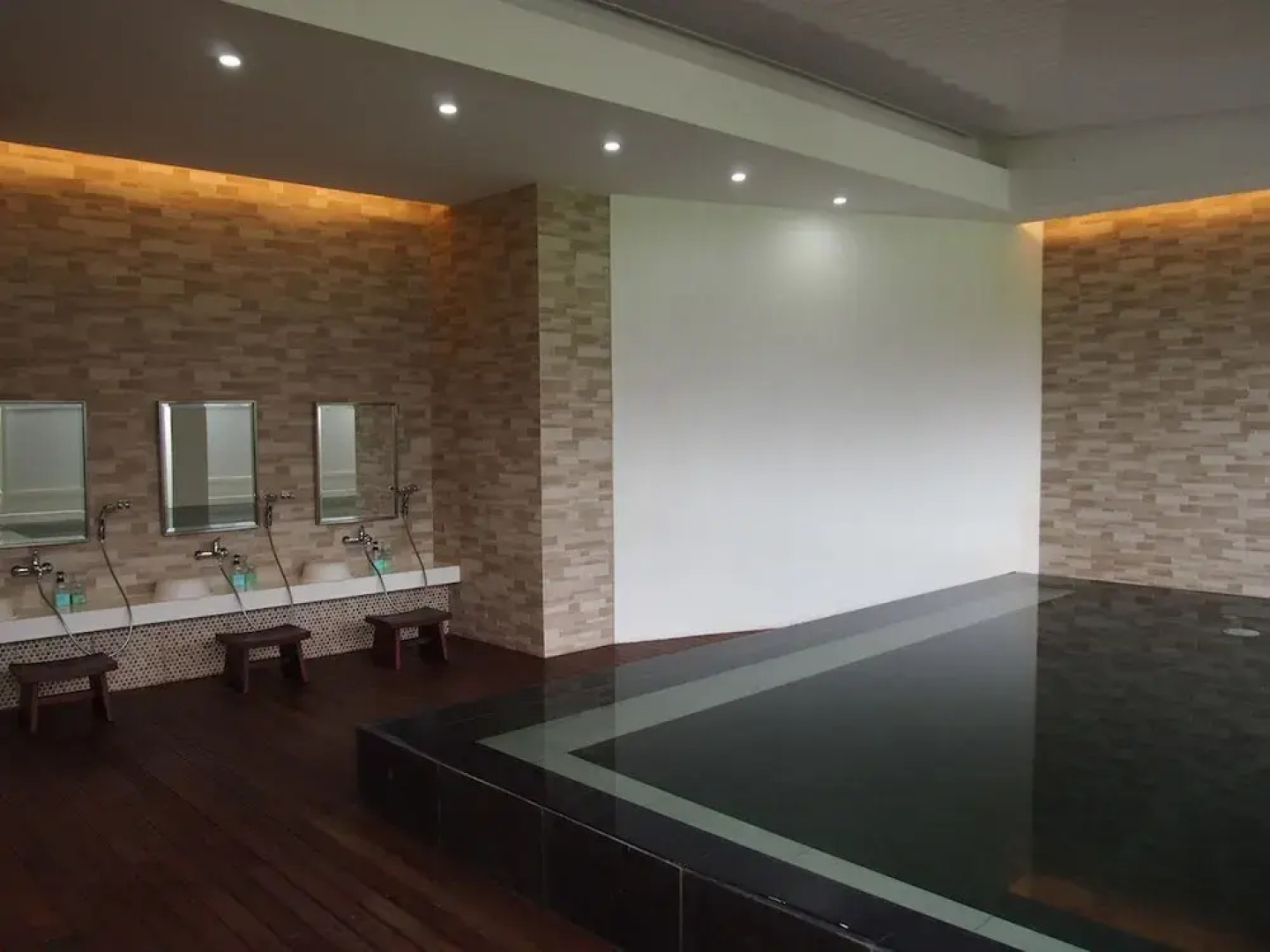 Treepark Serviced Apartment Karawang