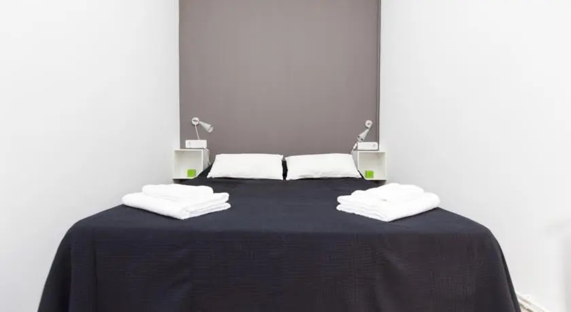 Stay Barcelona Universitat Apartments