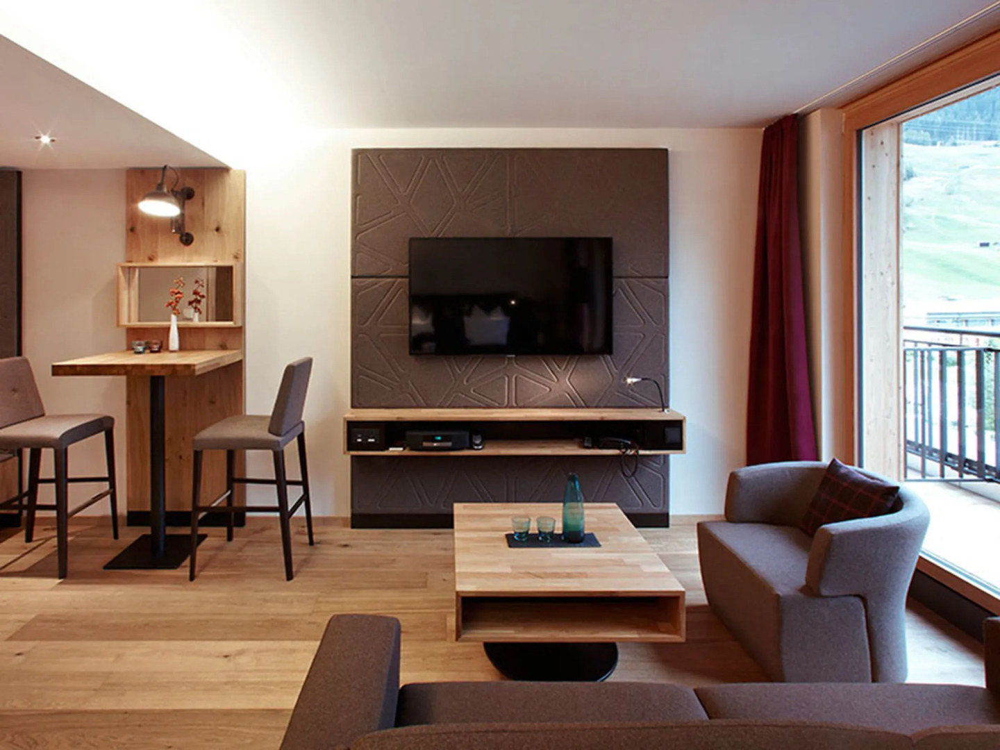 Anthony's Life & Style Hotel