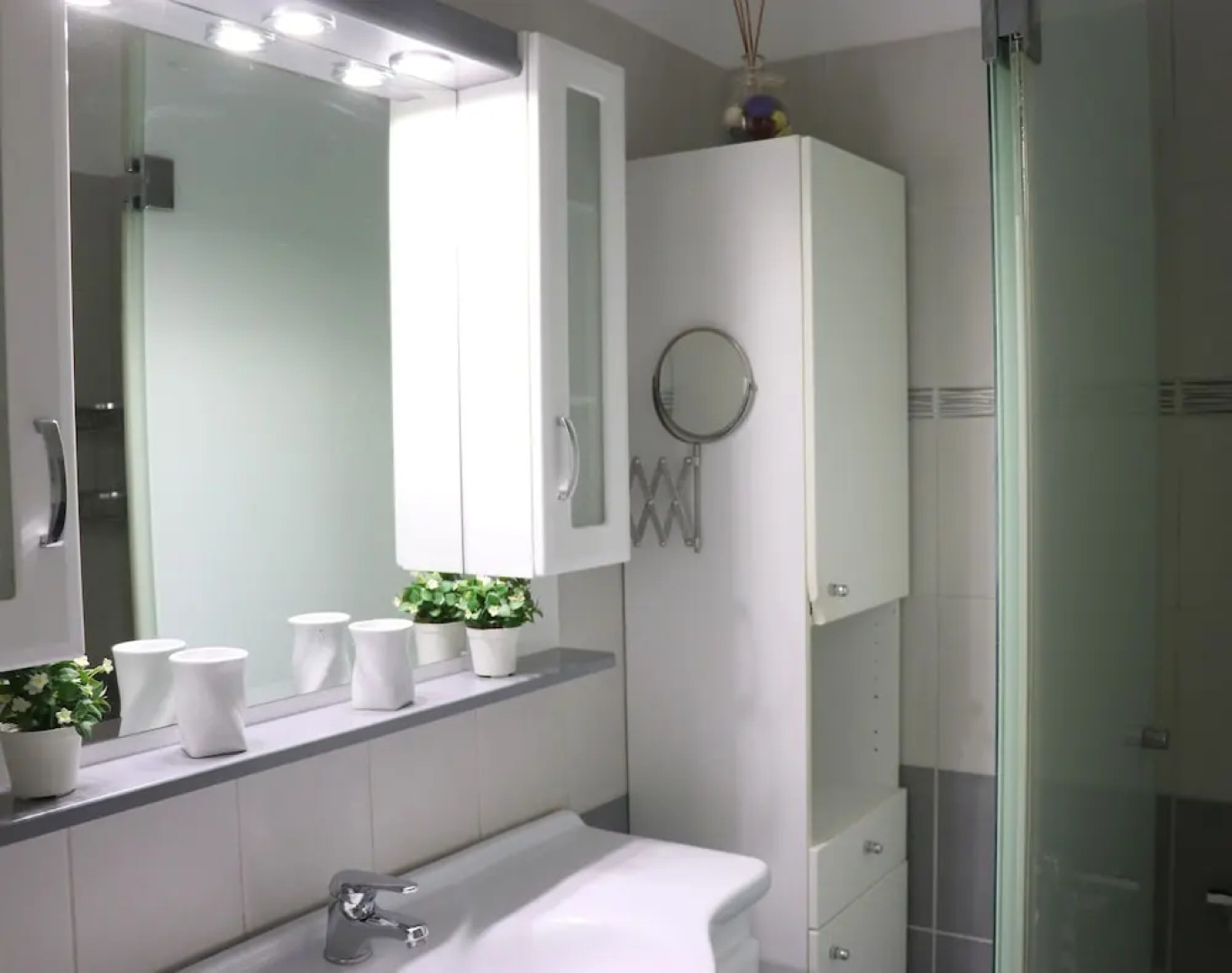 Grand Bleu by Fun In the Sun