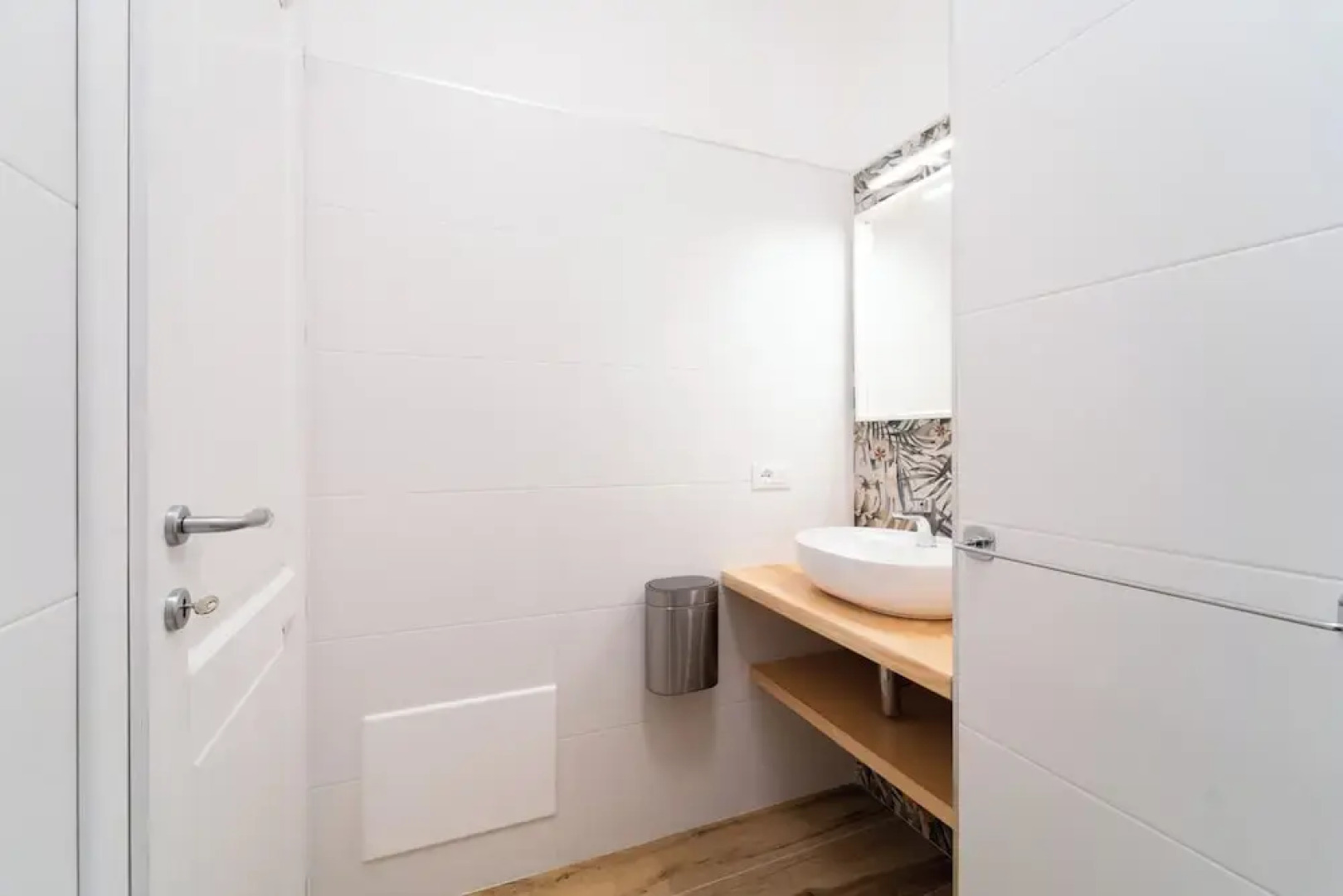 Velis - art & hospitality