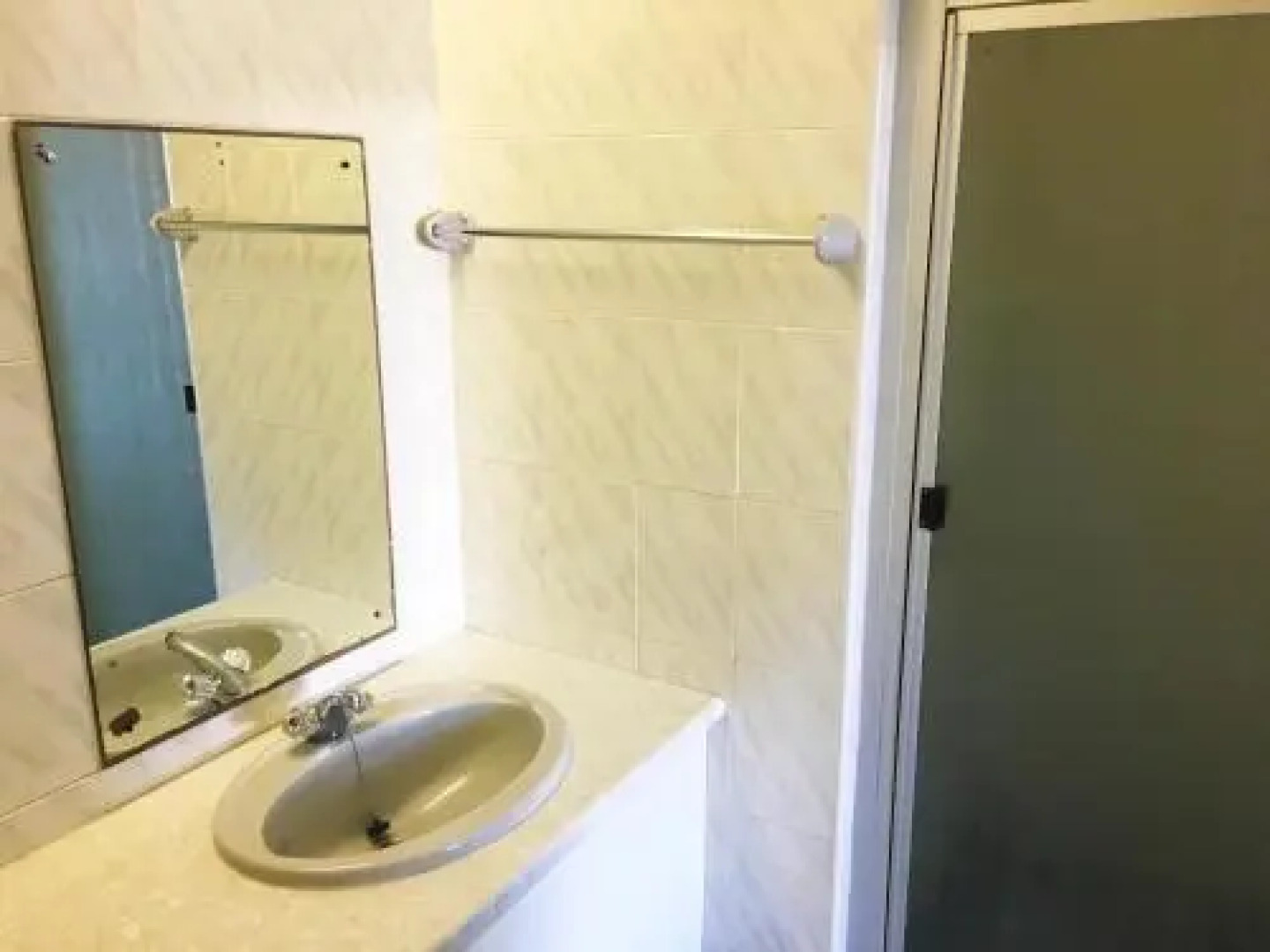 Dumela Margate Flat No 18