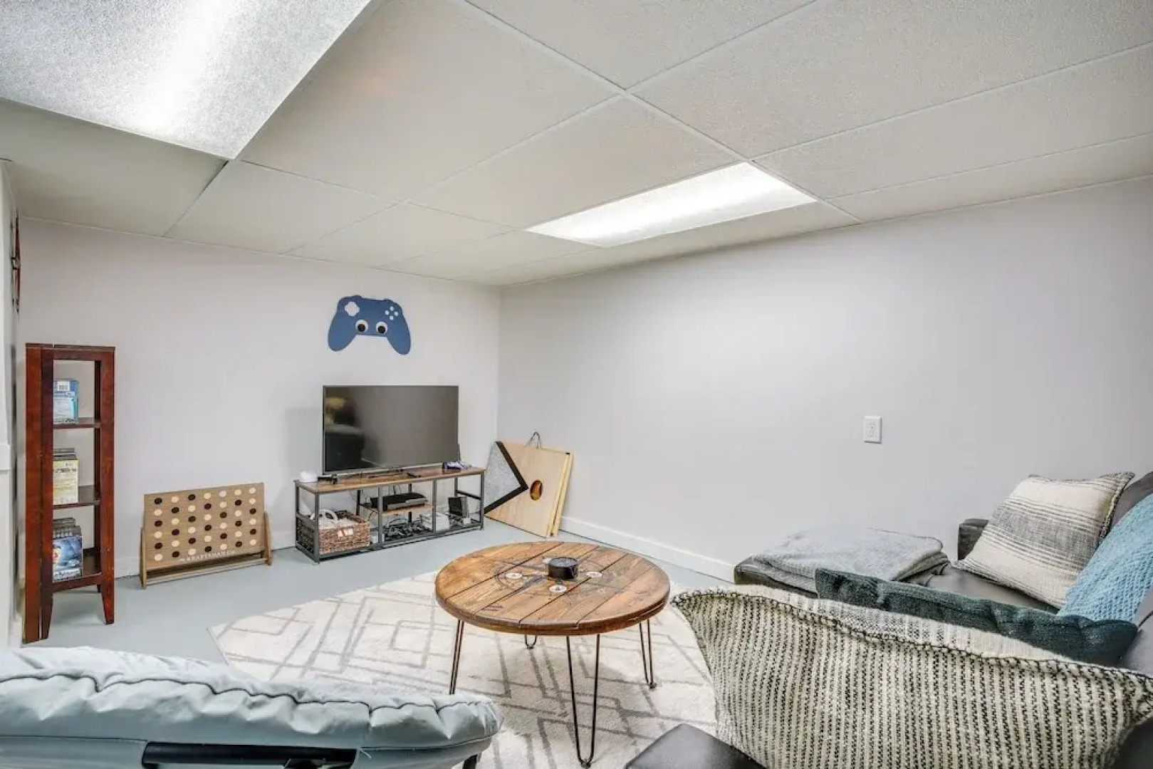 Steps to Lake Michigan: Manitowoc Home w/ Fire Pit