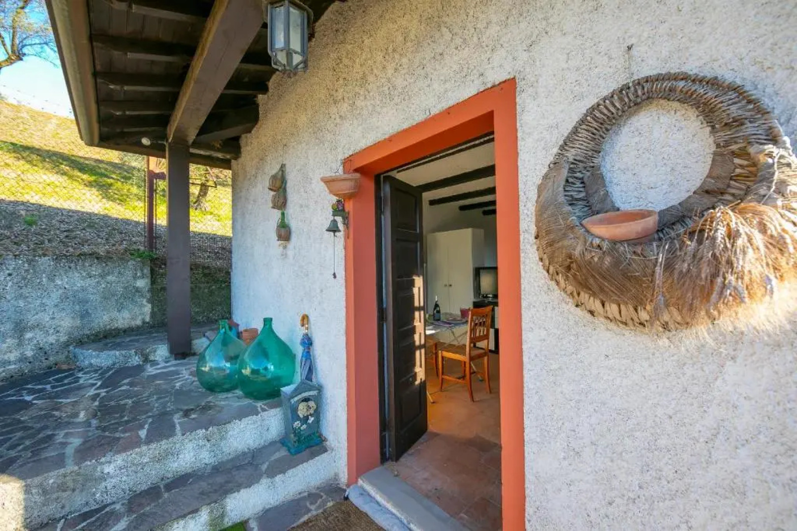 Cosy Nest - Terrace & Parking Private