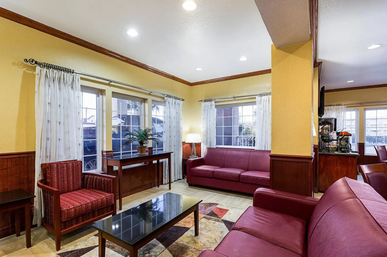 Quality Inn & Suites Galveston - Beachfront