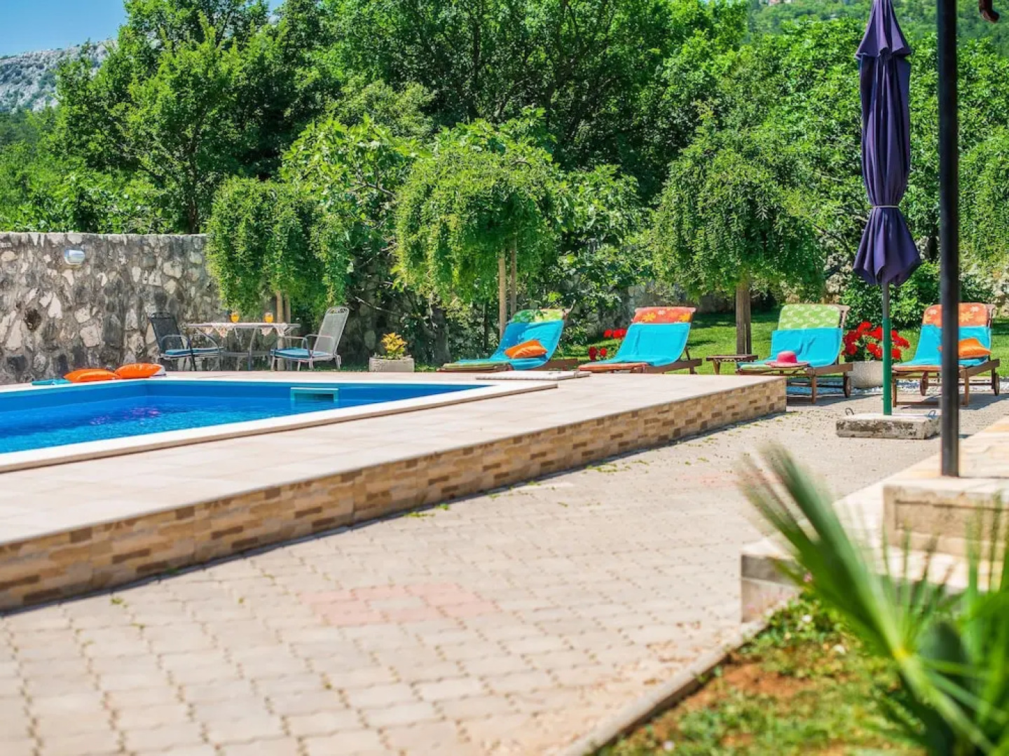 Stone House with Private Pool And Garden in Quiet Place