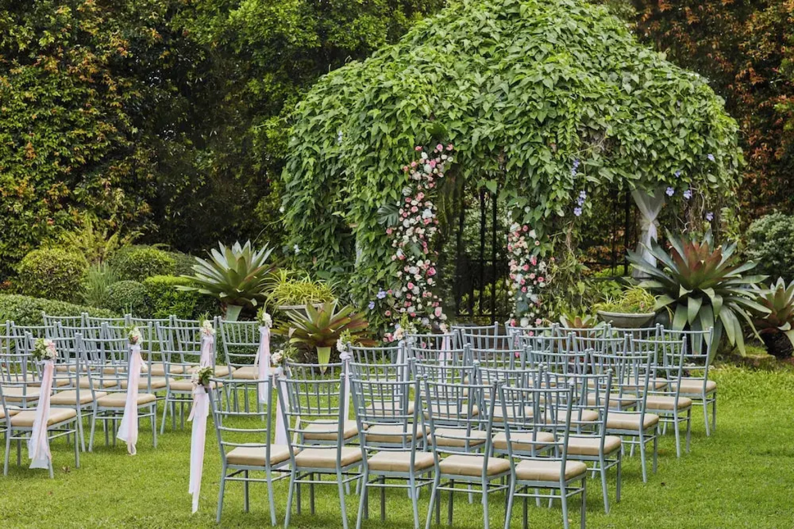 Holiday Inn & Suites Batangas Limapark