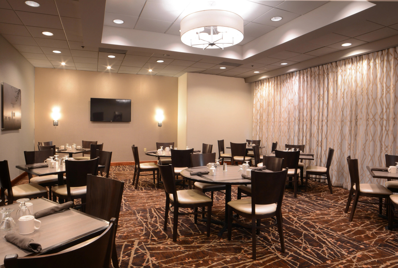 Holiday Inn Gaithersburg by IHG