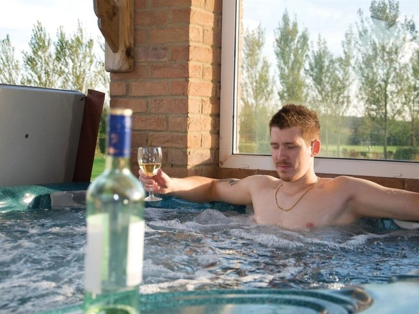 Treetops Cottages & Spa
