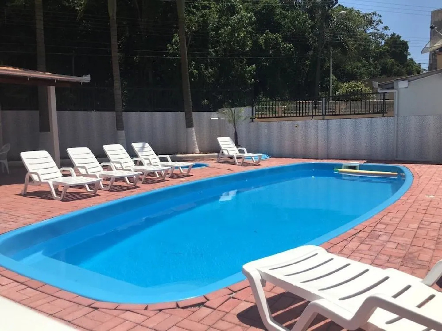 Kit 6 - Com piscina 4 pessoas