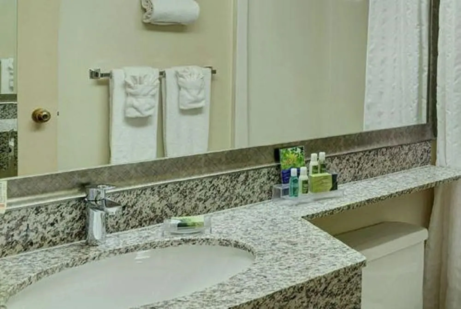 Thompson's Best Value Inn & Suites